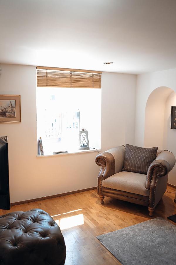 Unique 2 Bedroom Cottage in Fittie  Aberdeen Buitenkant foto